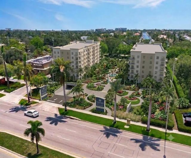 3 of 20 - 4820 N Federal Highway, Lighthouse Point, FL