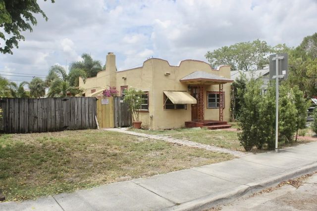 3 of 22 - 519 N J Street, Lake Worth Beach, FL
