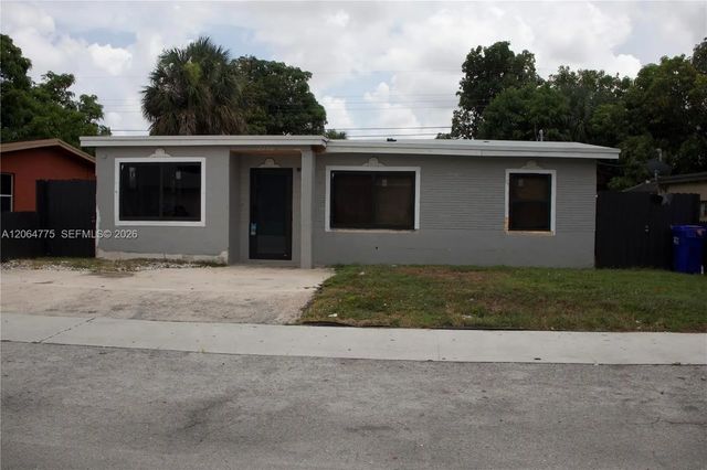 2732 Nw 5th Street, Pompano Beach