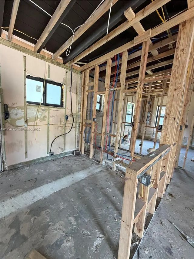 3 of 11 - 2732 Nw 5th Street, Pompano Beach, FL