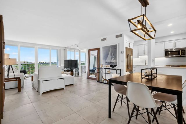 4 of 46 - 2780 S Ocean Boulevard #607, Palm Beach, FL