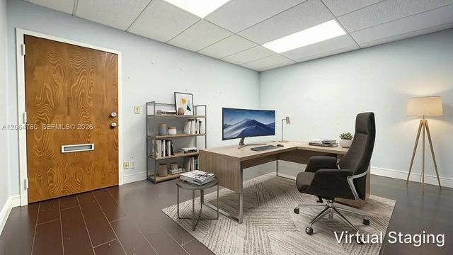 4 of 15 - 2500 Hollywood Boulevard #311, Hollywood, FL