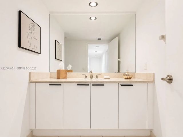 5 of 66 - 14951 Royal Oaks Lane #1501, North Miami, FL