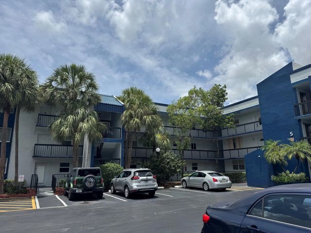 2 of 17 - 3180 Holiday Springs Boulevard #5-309, Margate, FL