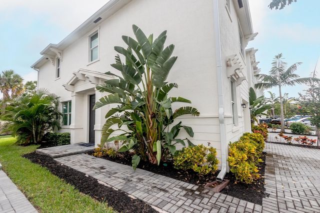 2 of 16 - 4578 Meyerson Place, Lake Worth, FL