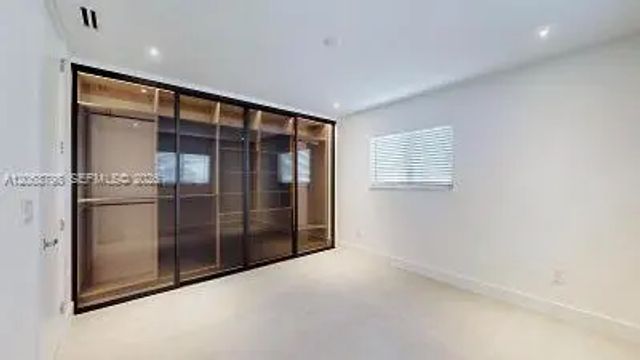 3 of 5 - 830 Ne 171st Street, North Miami Beach, FL