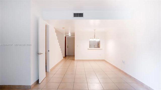 5 of 27 - 4600 Sw 67th Avenue #243, Miami, FL