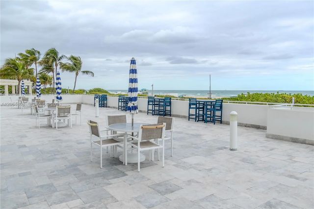 5 of 18 - 401 Ocean Drive #222 (with Parking), Miami Beach, FL