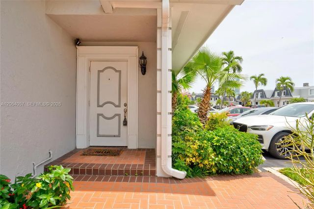 2 of 31 - 2307 Ne 7th Street #40, Hallandale Beach, FL