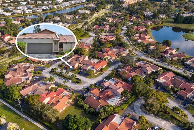 16831 Patio Village Lane, Weston
