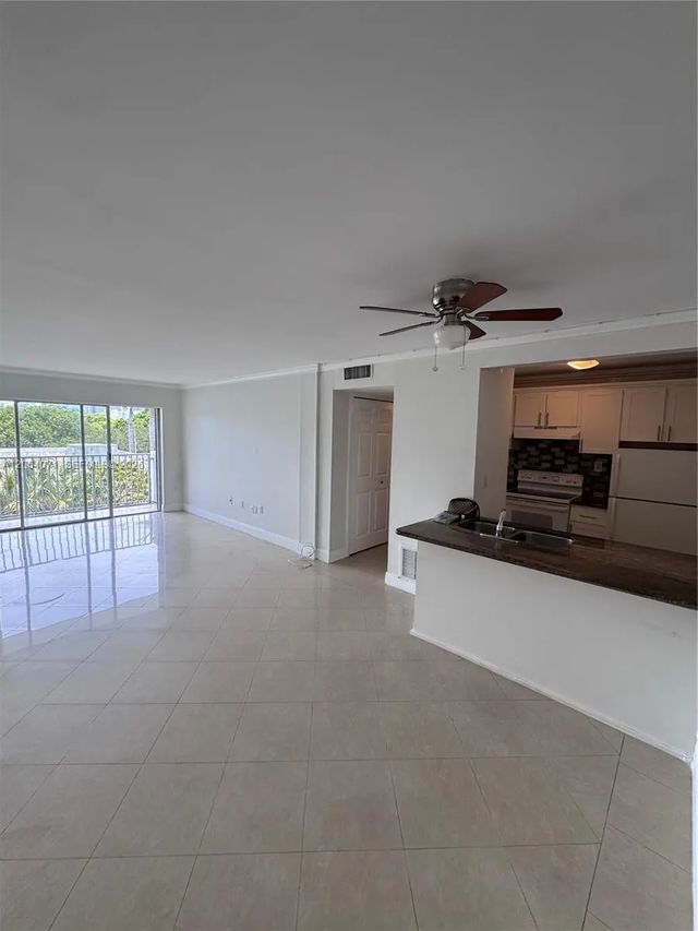 4 of 17 - 2530 Sw 3rd Avenue #306, Miami, FL