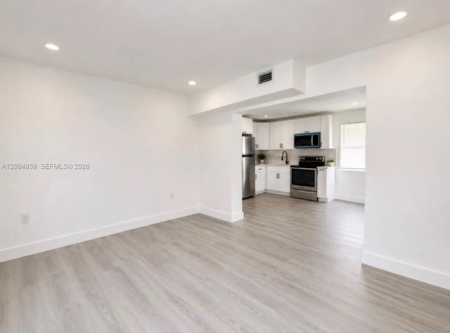5 of 14 - 1708 Nw 7th Street, Fort Lauderdale, FL