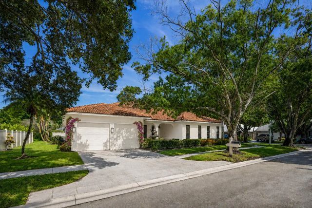 18951 Painted Leaf Court, Jupiter