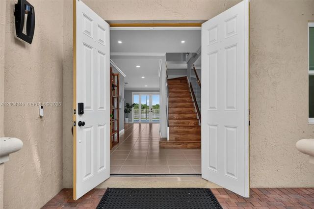 3 of 42 - 1038 Lavender Circle, Weston, FL