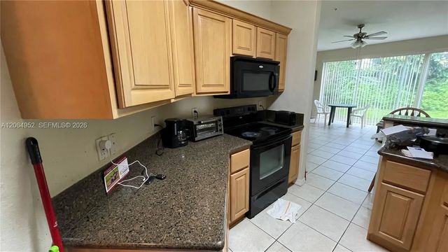 4 of 19 - 1015 Pipers Cay Drive, West Palm Beach, FL