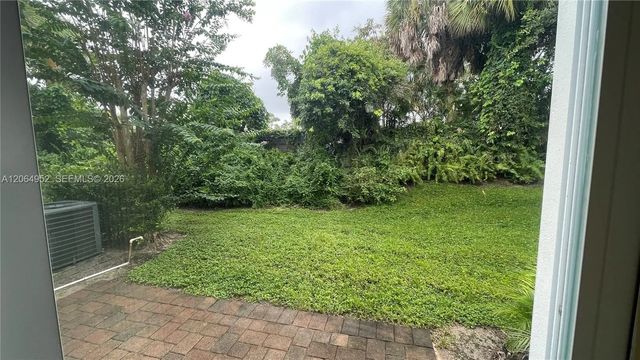 5 of 19 - 1015 Pipers Cay Drive, West Palm Beach, FL