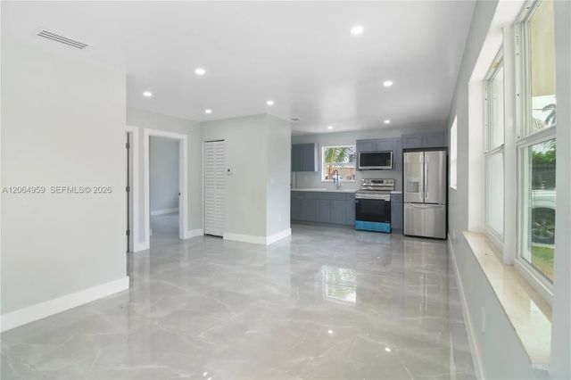 4 of 29 - 11715 Nw 22nd Court, Miami, FL