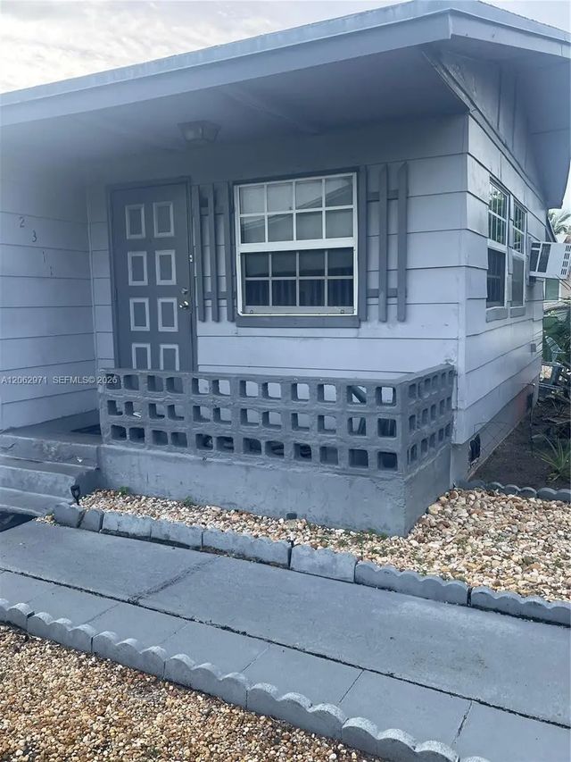 2 of 9 - 2311 Nw 27th Terrace, Fort Lauderdale, FL