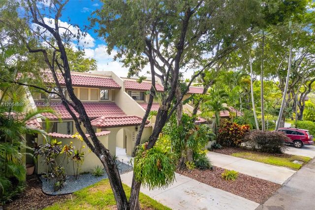 2 of 25 - 3843 Alcantara Avenue #76b, Doral, FL