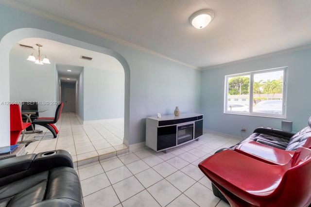 2 of 27 - 3331 Nw 177th Terrace, Miami Gardens, FL