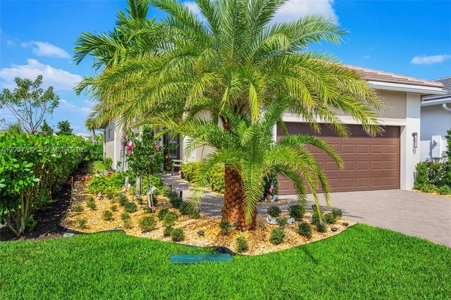 5337 Santa Rosa Lane, Westlake