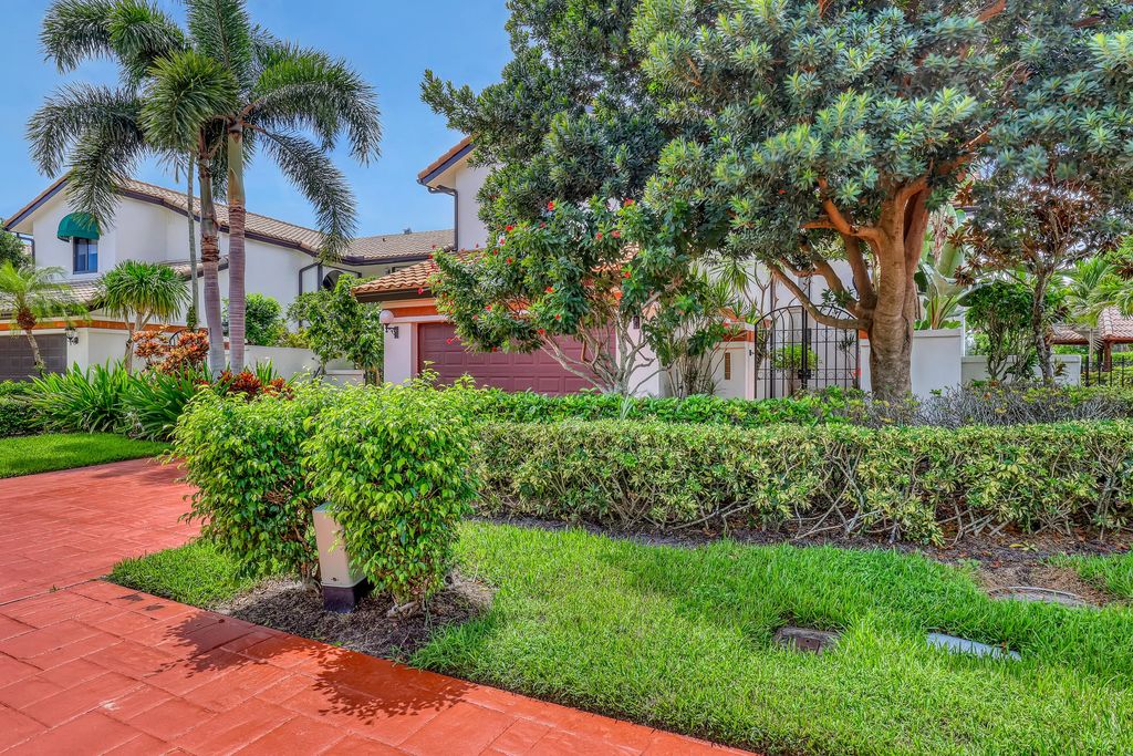 6532 Via Rosa, Boca Raton
