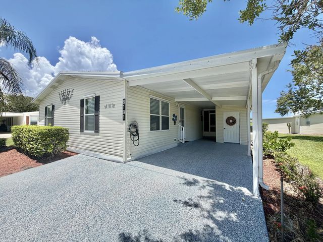 8181 14th Hole Drive, Port St. Lucie