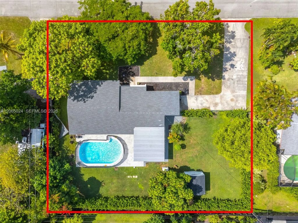 11243 Sw 174th Terrace, Miami