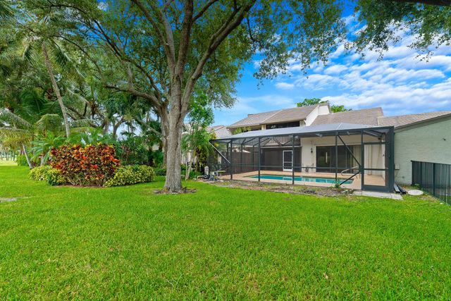 5 of 28 - 219 Wildwood Circle, Deerfield Beach, FL