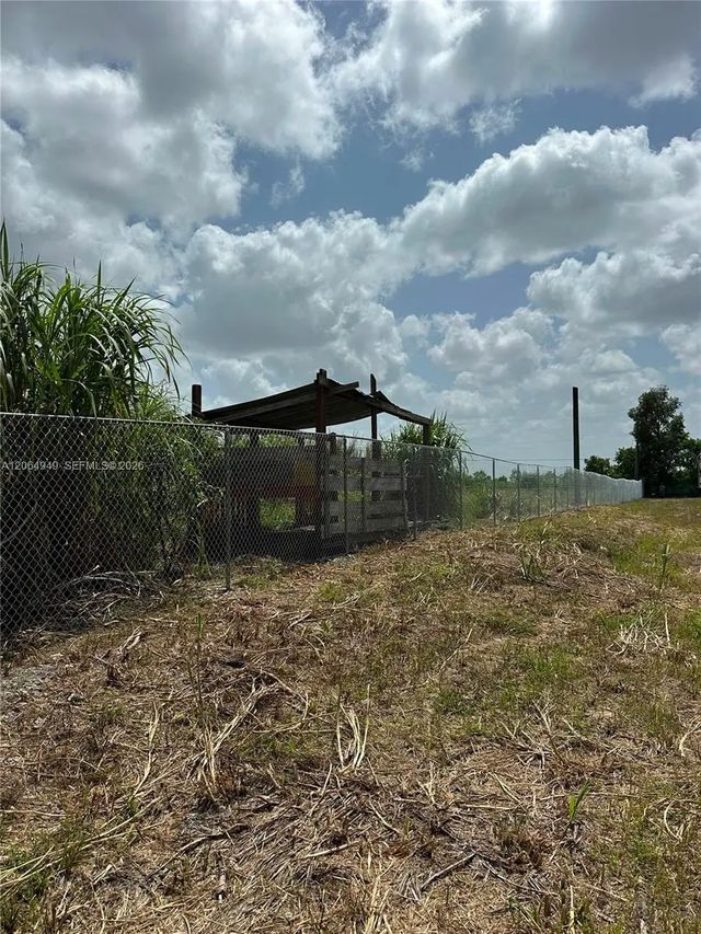 2 of 11 - N/a W N/a 154xx Sw 213rd Avenue, Miami, FL
