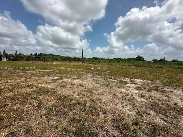 4 of 11 - N/a W N/a 154xx Sw 213rd Avenue, Miami, FL