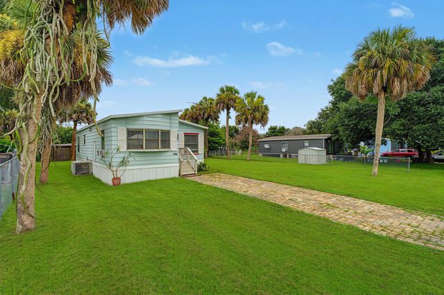 2 of 25 - 4966 Deanna Lane, Fort Pierce, FL
