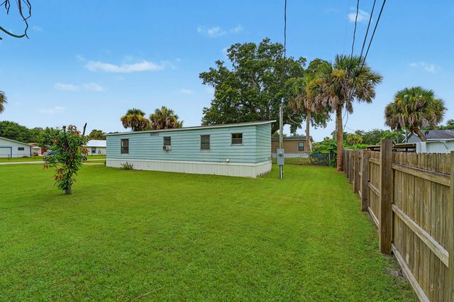 3 of 25 - 4966 Deanna Lane, Fort Pierce, FL