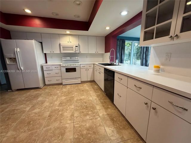 5 of 20 - 4339 S Bay Circle, North Fort Myers, FL