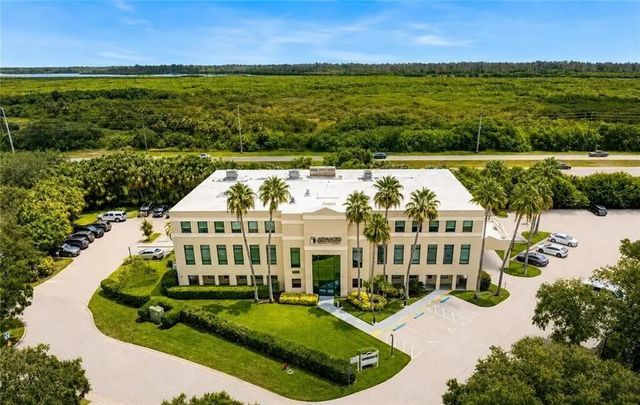 3755 7th Terrace ##303 A&b, Vero Beach