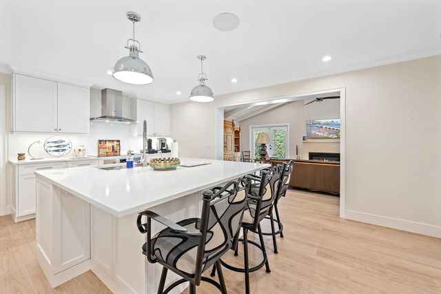 5 of 37 - 11785 Lake Shore Place, North Palm Beach, FL