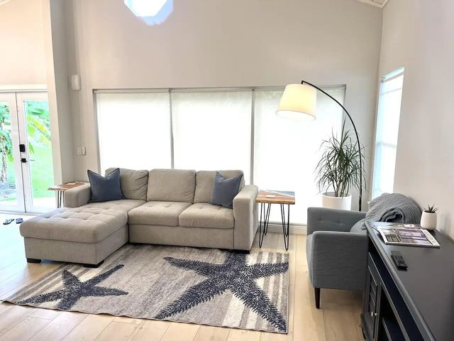 4 of 34 - 4044 Ne Breakwater Drive, Jensen Beach, FL