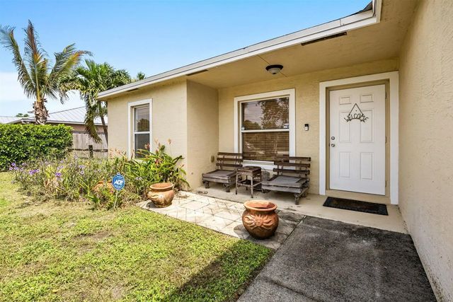 4 of 31 - 913 Se Forrest Park Drive, Stuart, FL