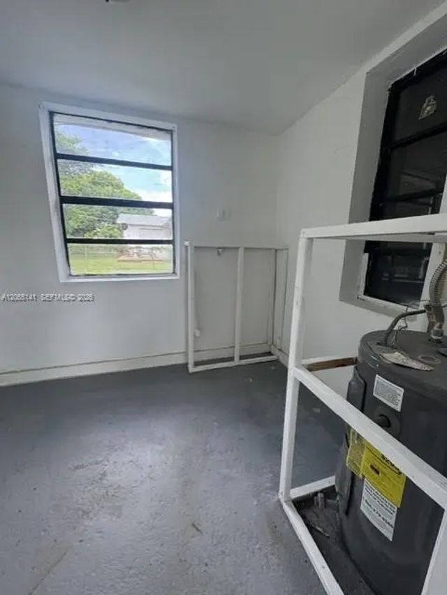 5 of 14 - 4130 Sw 25th Street, West Park, FL