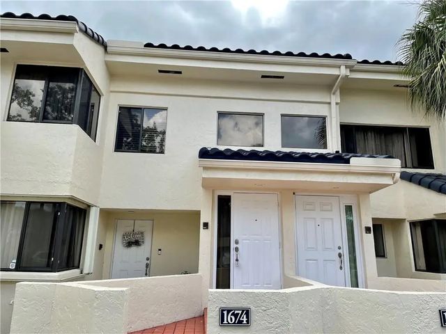 1674 Nw 81st Way #1674, Plantation