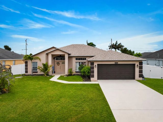 2 of 48 - 1929 Sw Breezeway Street, Port St. Lucie, FL