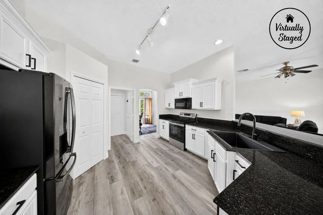 5 of 48 - 1929 Sw Breezeway Street, Port St. Lucie, FL