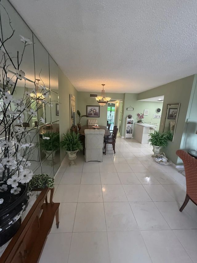 2 of 16 - 407 Greenbrier A, West Palm Beach, FL