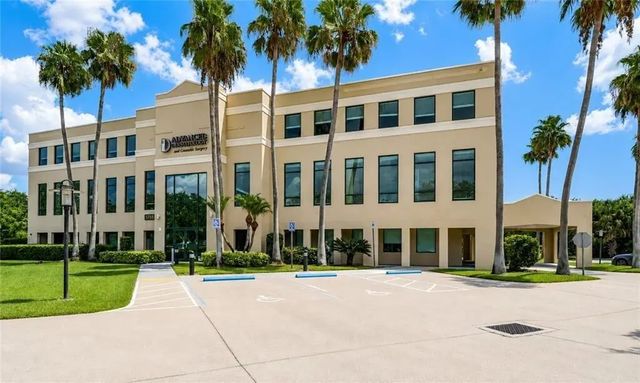 5 of 18 - 3755 7th Terrace ##303 B, Vero Beach, FL