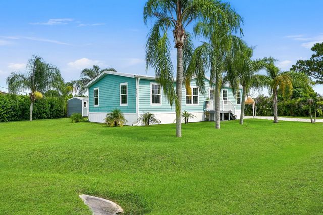 2 of 32 - 4675 Se Circle Way, Stuart, FL