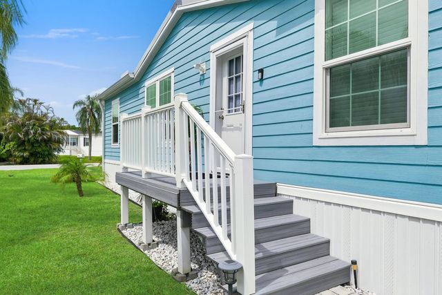 4 of 32 - 4675 Se Circle Way, Stuart, FL