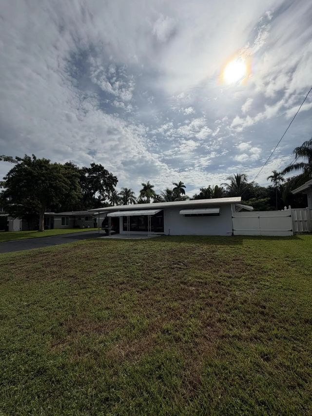 2 of 15 - 2554 Flamingo Lane, Fort Lauderdale, FL