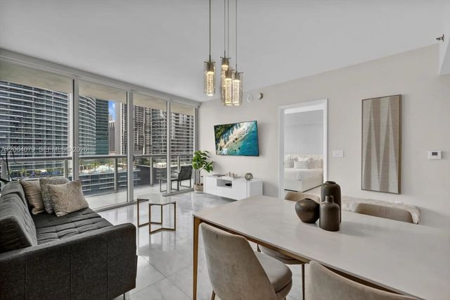 2 of 25 - 485 Brickell Avenue #2103, Miami, FL