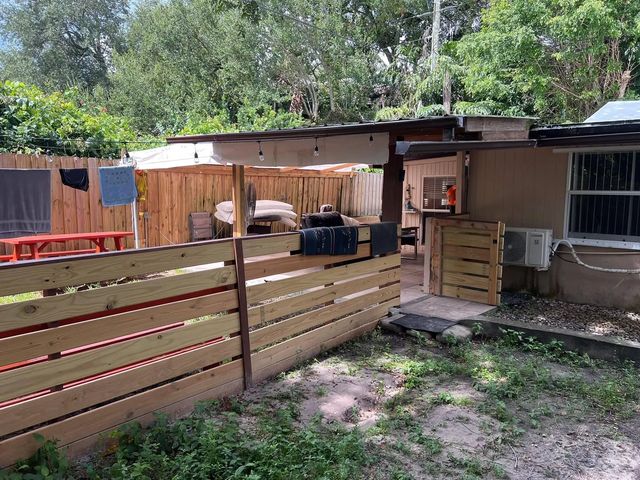 3 of 31 - 4100 N 32nd Court, Hollywood, FL