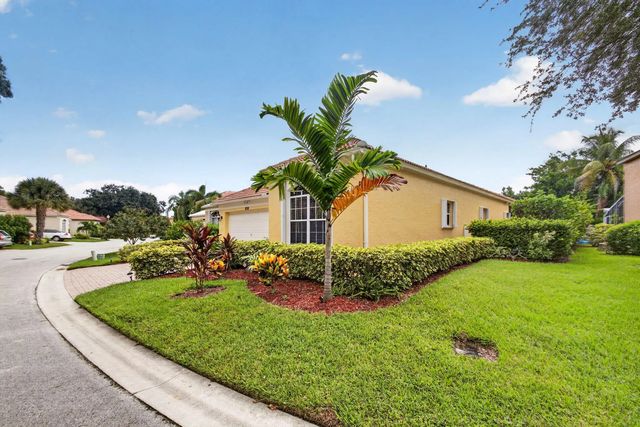 4 of 99 - 8058 Via Hacienda, Riviera Beach, FL